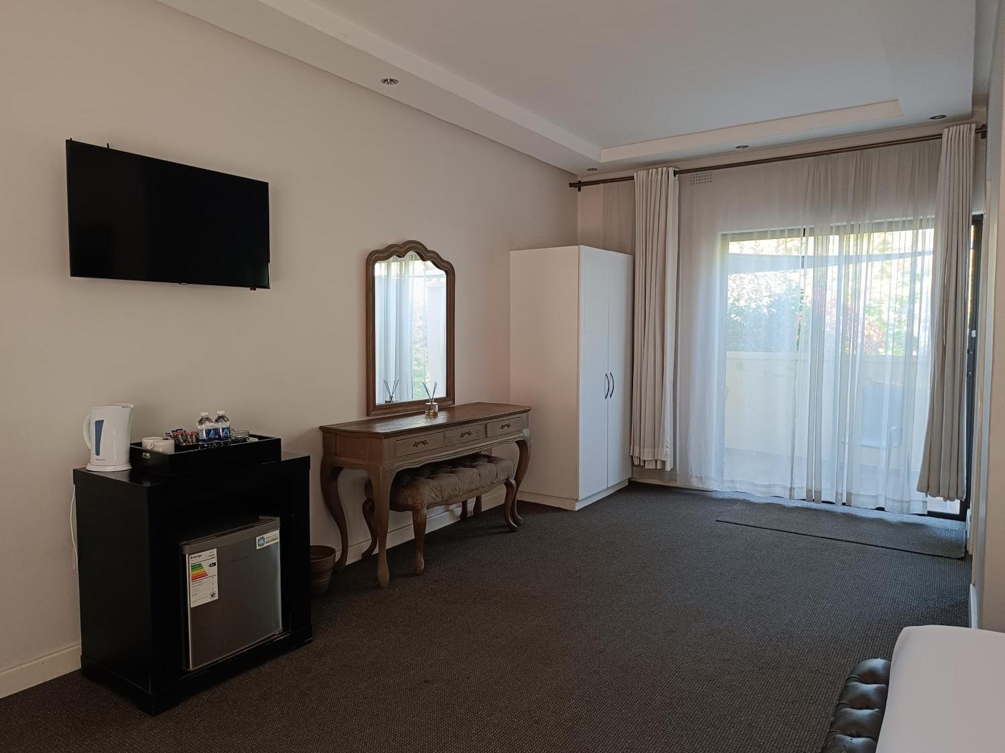 Jacaranda Hotel ฮาราเร ภายนอก รูปภาพ